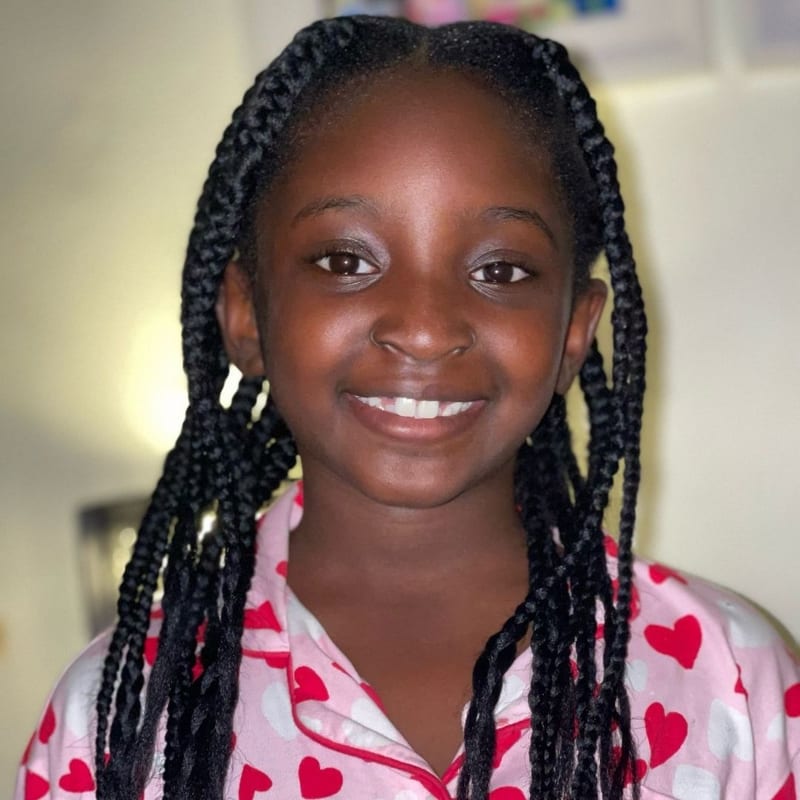 Afia's daughter at Summer Hair School, photo 2